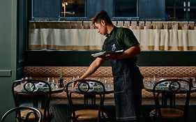 墨尔本雷吉斯中央商务区酒店